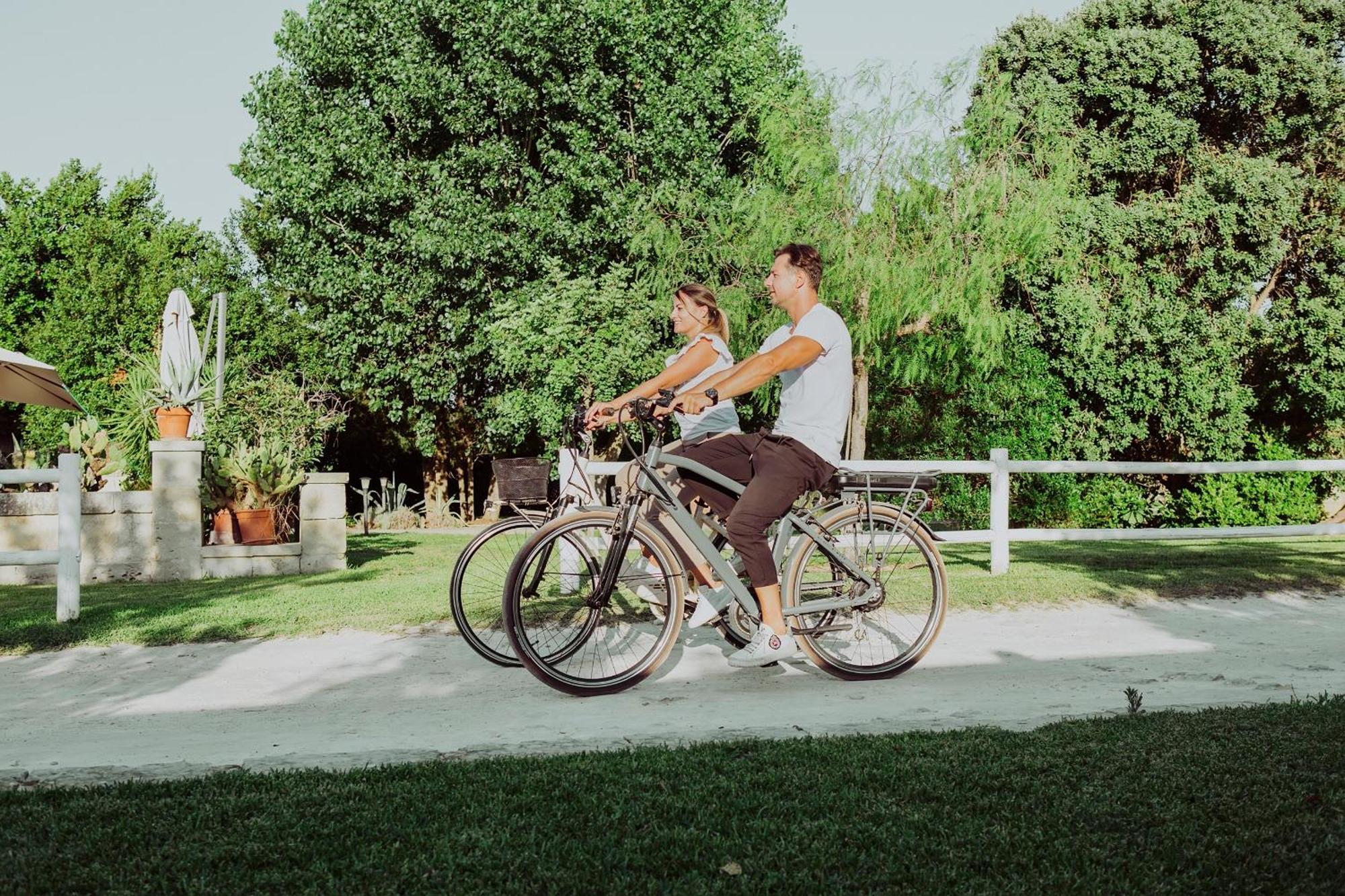 Hotel Masseria L'uliveto Agri 3*