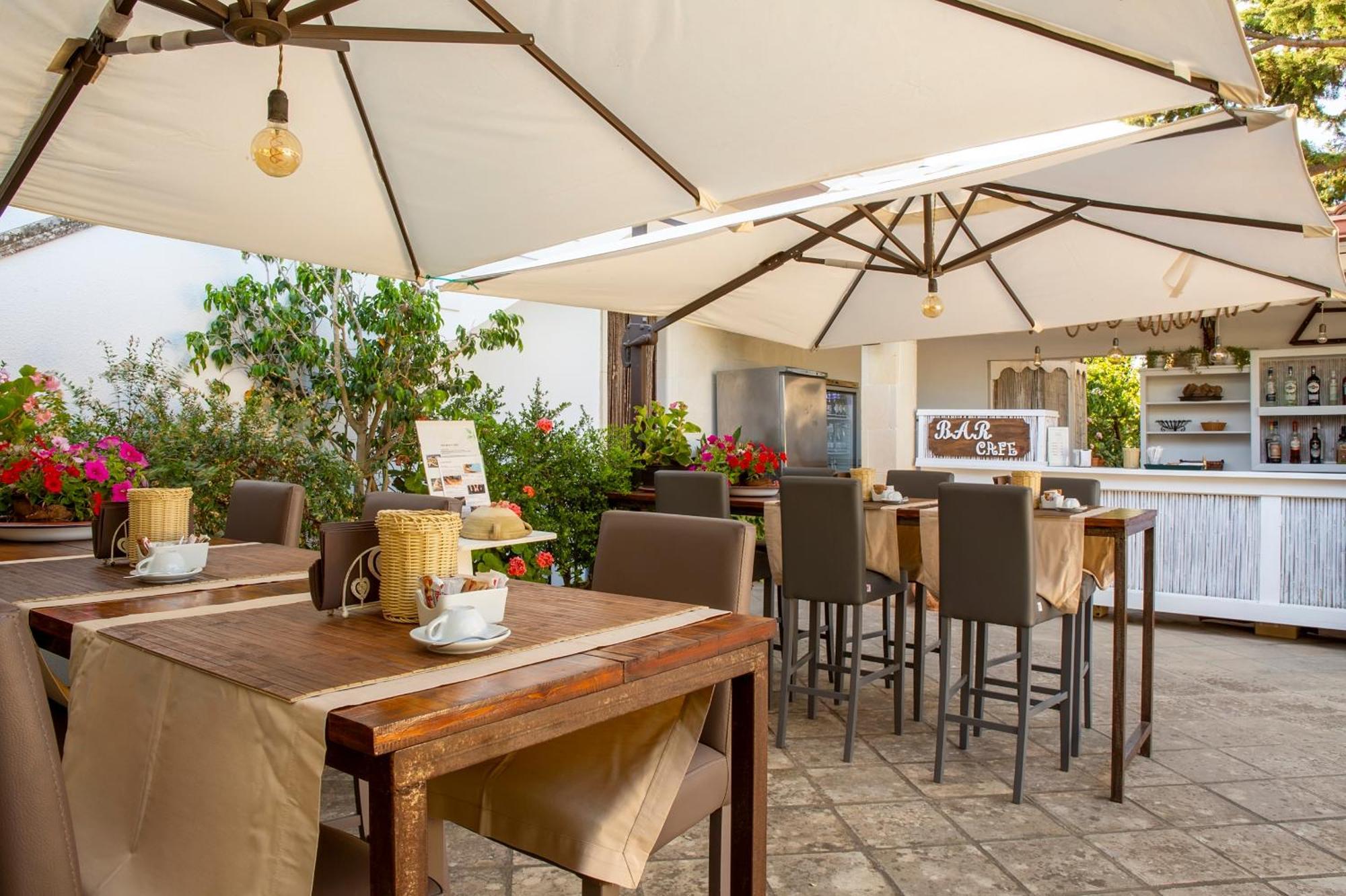 Hotel Masseria L'uliveto Agri 3*