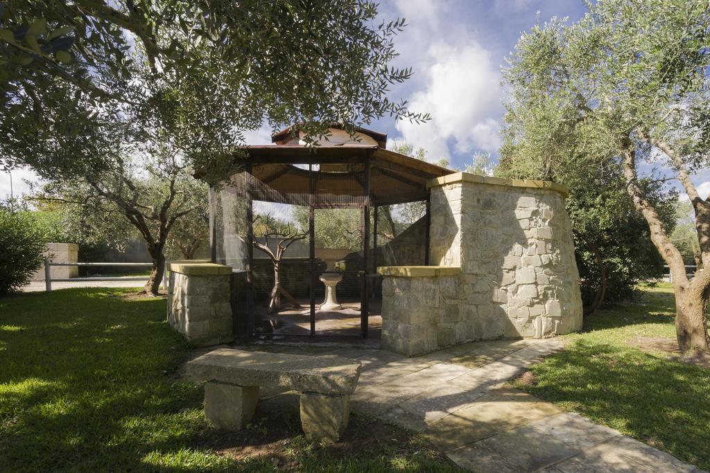 Hotel Masseria L'uliveto Agri 3*